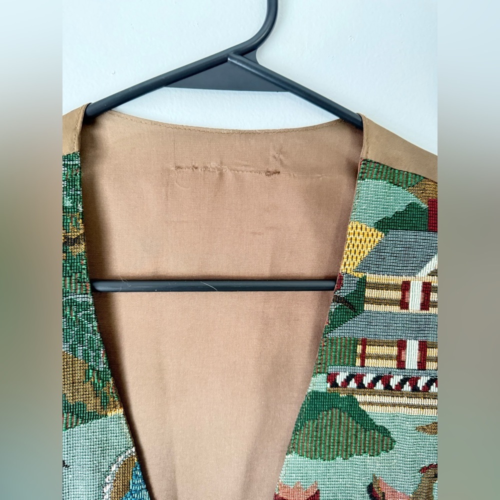 VTG RARE Farm Animal Chicken Duck Multi Color Tapestry Vest Cottage Core Size L - Picture 4 of 9